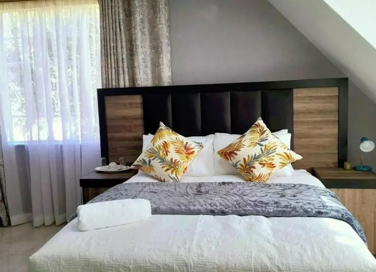 پانسیون Rehoboth Ezulwini Suites