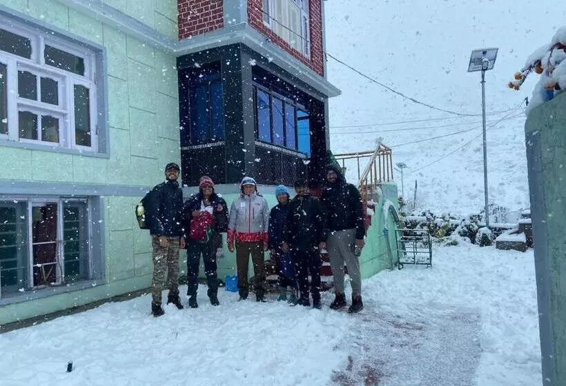 ペンション Trekking Cougars Guest House