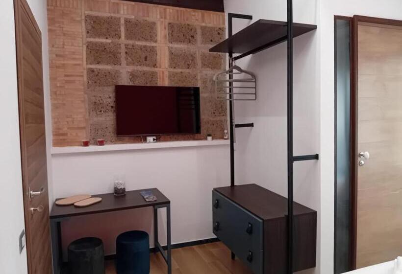 تختخواب و صبحانه Antico Palazzo