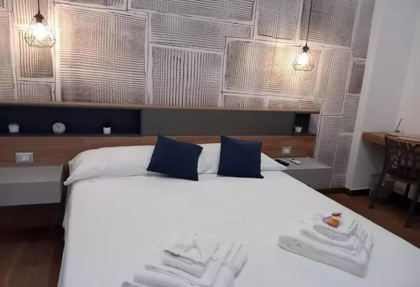 تختخواب و صبحانه Antico Palazzo