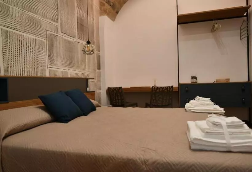 تختخواب و صبحانه Antico Palazzo