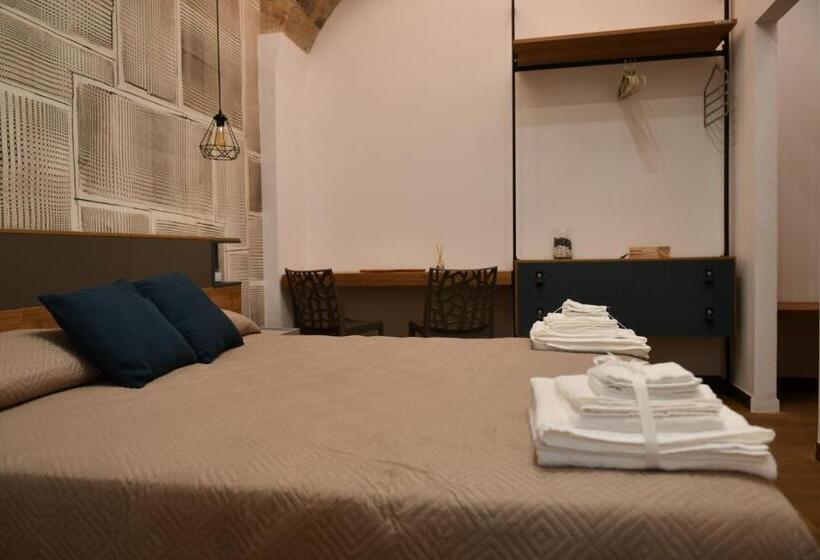 تختخواب و صبحانه Antico Palazzo