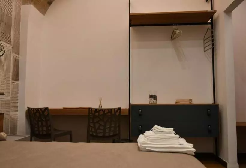 تختخواب و صبحانه Antico Palazzo