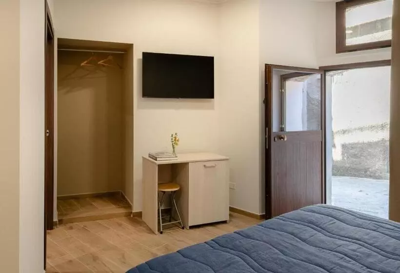 ベッドアンドブレックファースト Casatecla