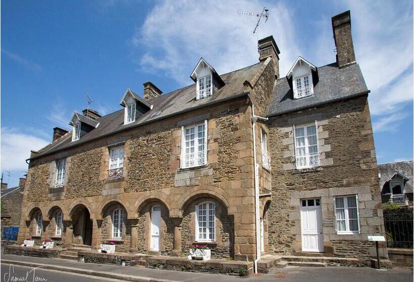 تختخواب و صبحانه La Maison Guischard De La Ménardière Dite La Maison Romane Chambre Hôte
