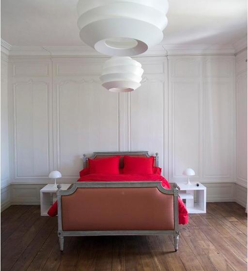 تختخواب و صبحانه La Maison Guischard De La Ménardière Dite La Maison Romane Chambre Hôte