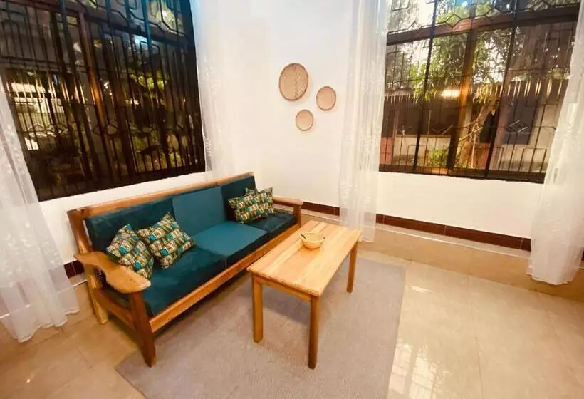 تختخواب و صبحانه Tukutane Kilimanjaro   Homestay