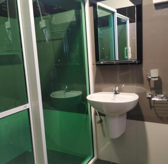 Green Water Resort   Mountain Villa With Natural Pool