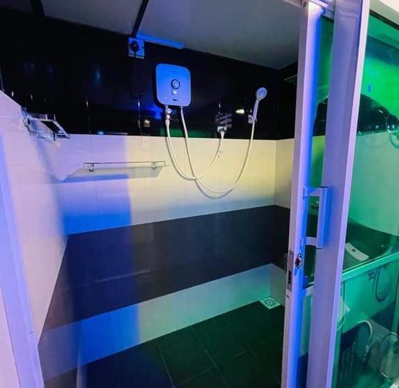 Green Water Resort   Mountain Villa With Natural Pool