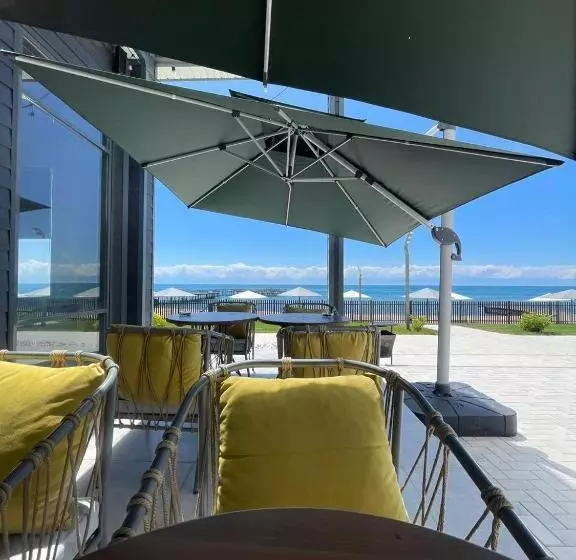 Novel Hotel And Apartments