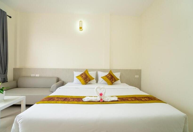 בית מלון כפרי Puean Chang Resort Phuket