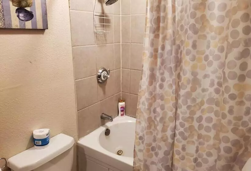 Hotelli The Treetop Terrace At The Historic Arrowhead Lodge