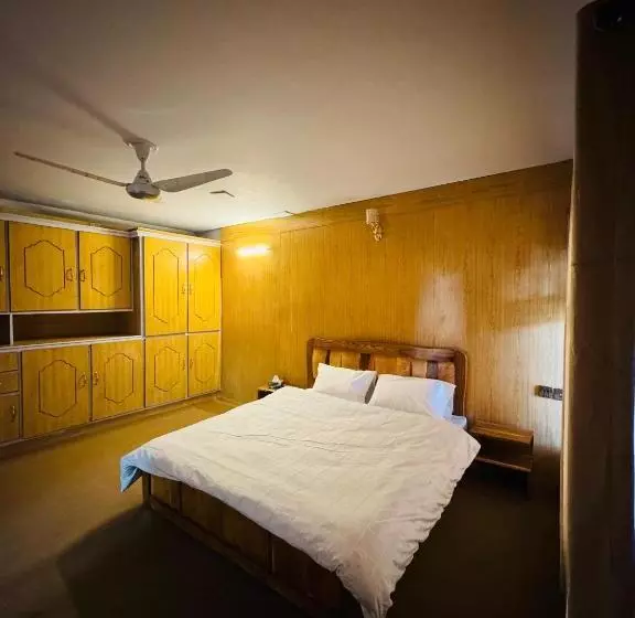 هتل Tibet Guest House