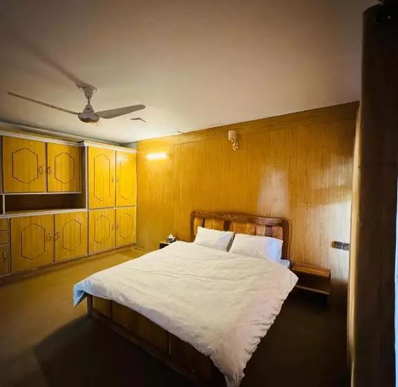 هتل Tibet Guest House