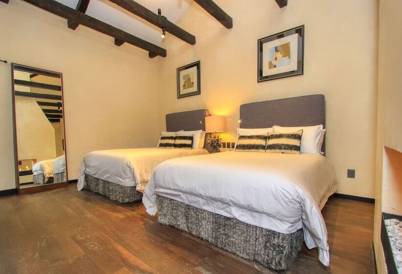 هتل Uvence Garden