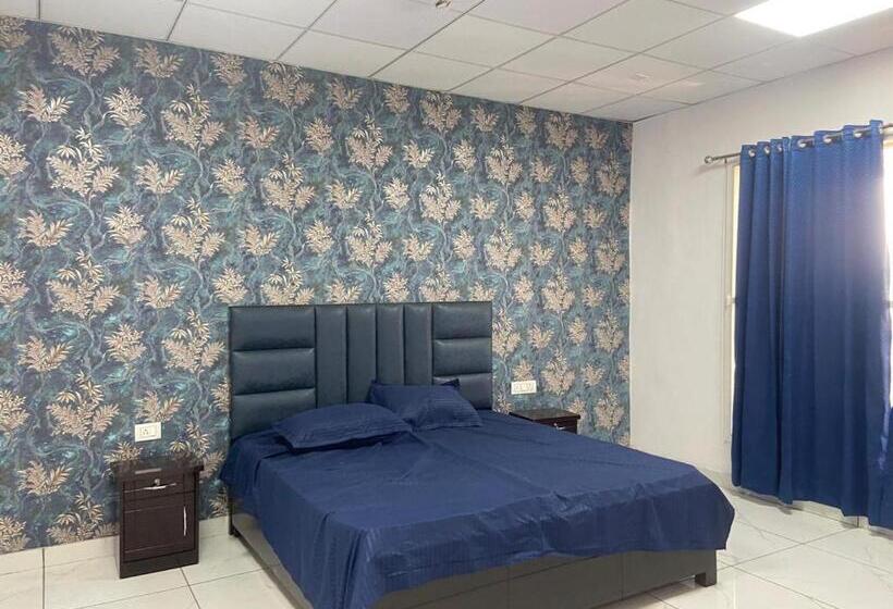 Hotelli Yashasvi Farm And Resorts