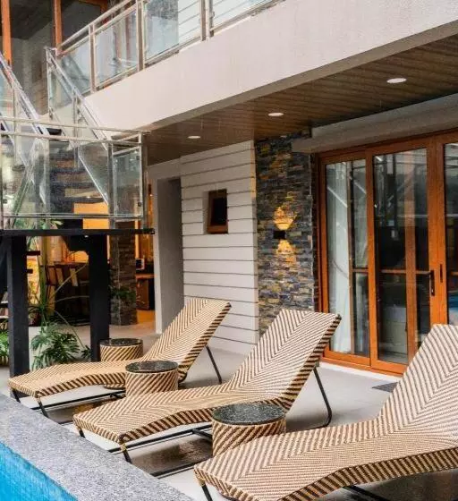 Klm Condotel