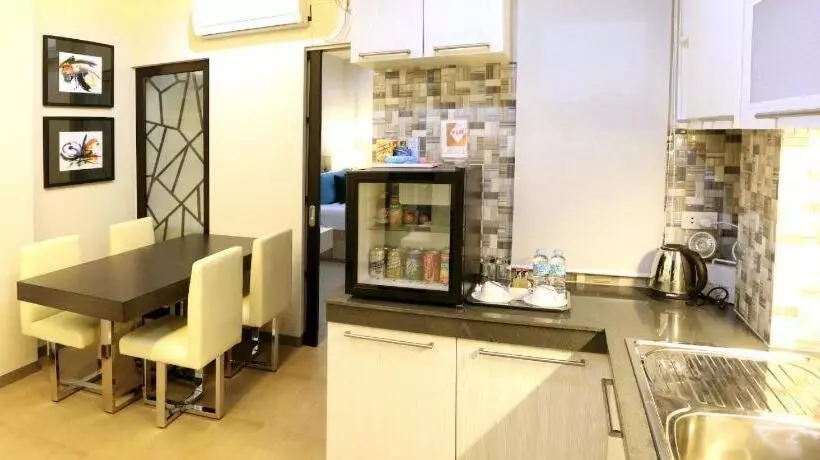 Klm Condotel