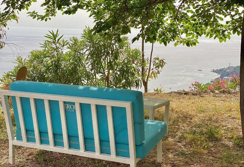 پانسیون Casablanca Rooms Dhërmi