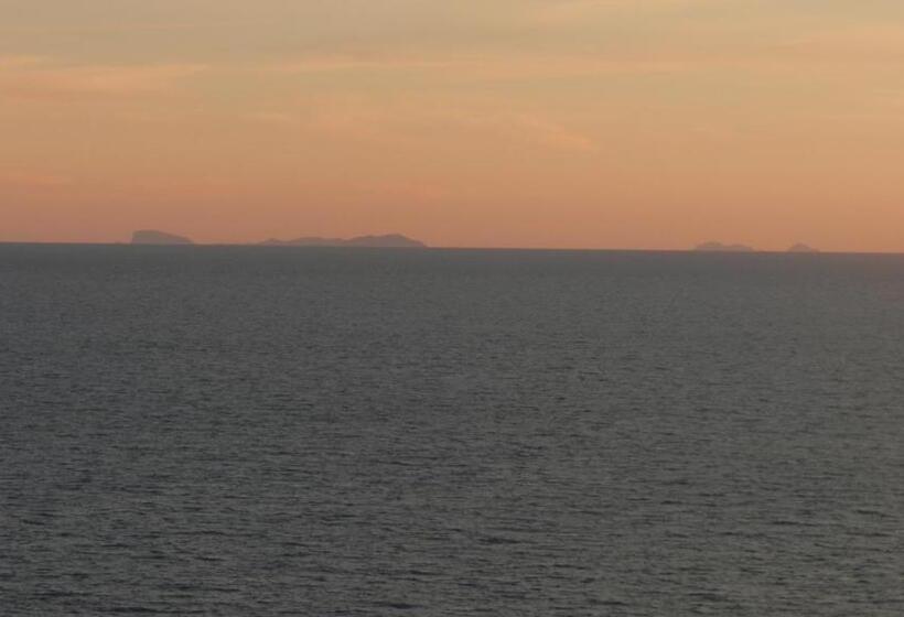 פנסיון Infamiglia   Alloggio Turistico