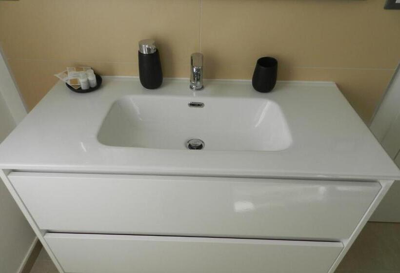 פנסיון Infamiglia   Alloggio Turistico