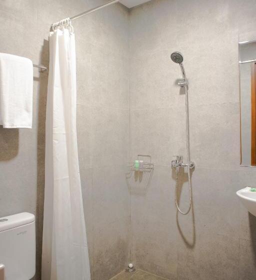 פנסיון T Door Guest House