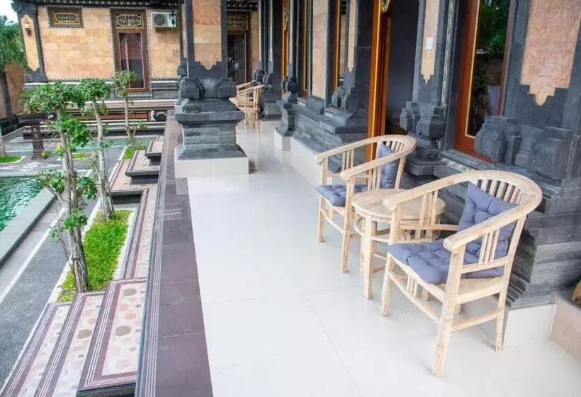 ペンション Tiara Guest House