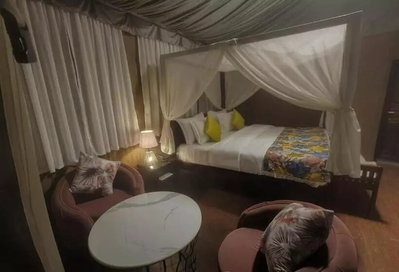 Lomakeskus Mukshwaa By Riverside