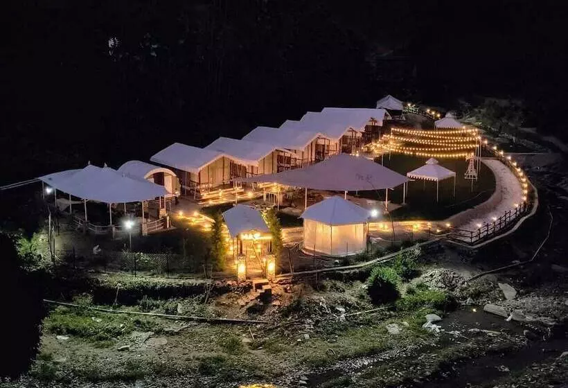 Lomakeskus Mukshwaa By Riverside