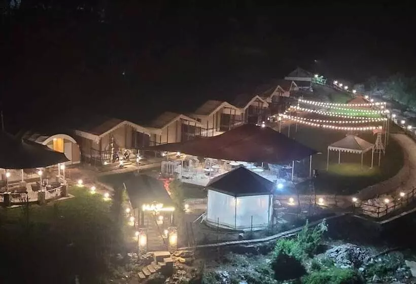 Lomakeskus Mukshwaa By Riverside