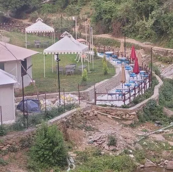 Lomakeskus Mukshwaa By Riverside