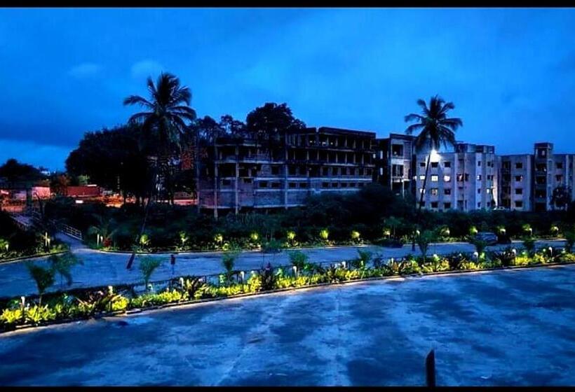 The Democracy Hotel & Resorts