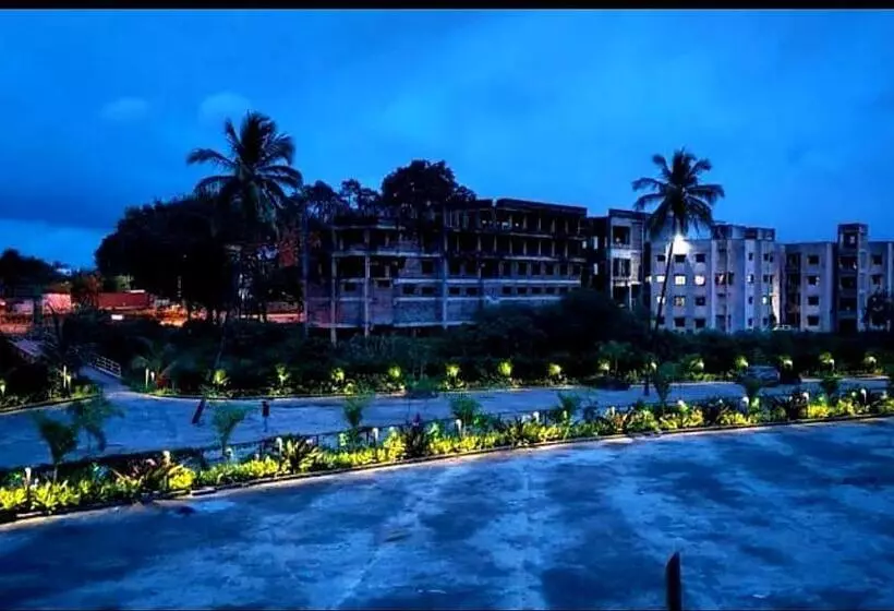 The Democracy Hotel & Resorts