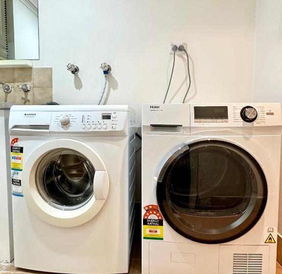 هاستل Vic Park Share House Near Shops And Cafes