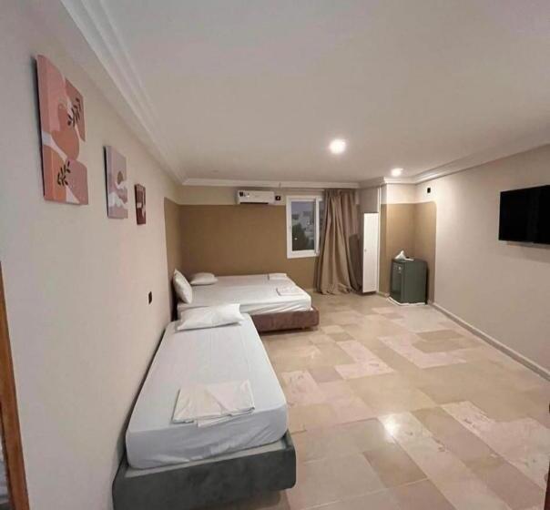 ユースホステル Wave