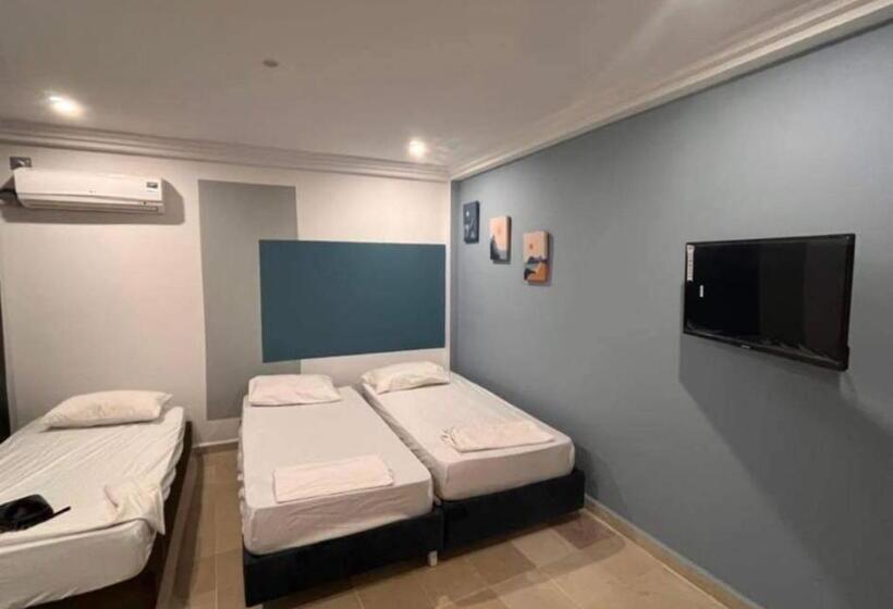 ユースホステル Wave