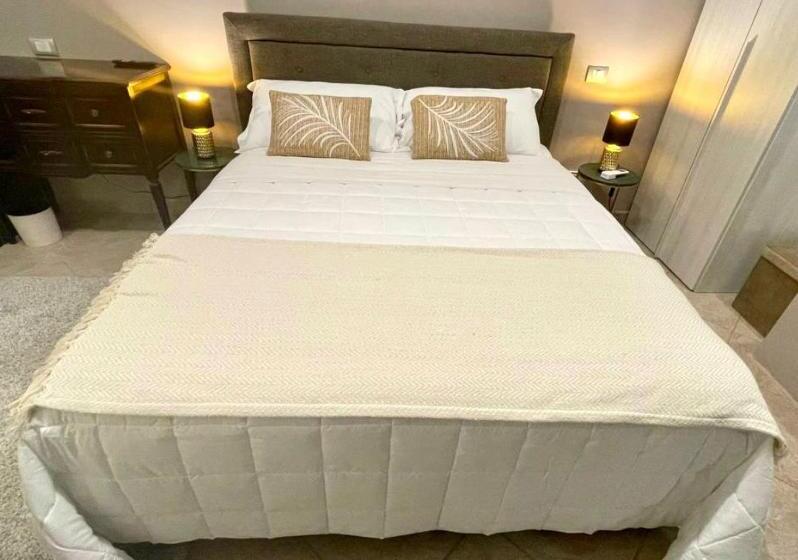 Bed and Breakfast Aquada Experience