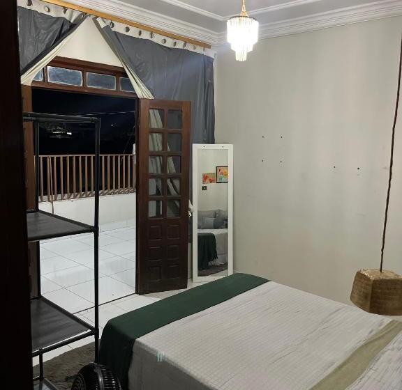 تختخواب و صبحانه é De Casa