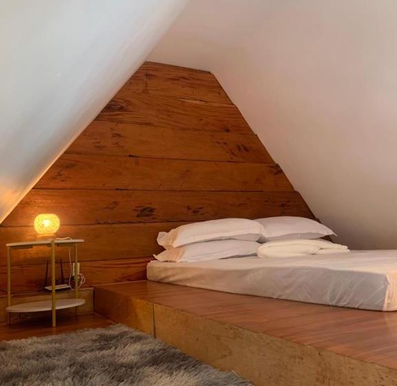 تختخواب و صبحانه Hakuna Villas