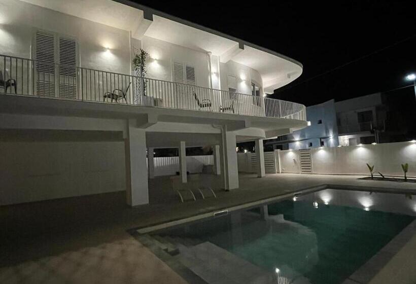 住宿加早餐  La Dea