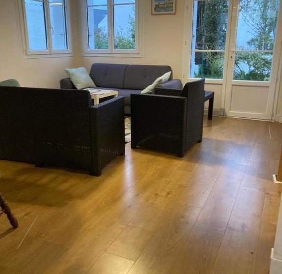 تختخواب و صبحانه Les Voiliers