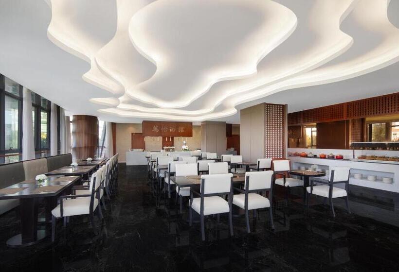 Hotel Courtyard By Marriott Anji