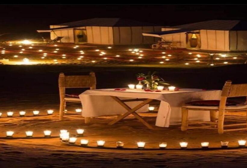 فندق East Desert & Luxury Camp