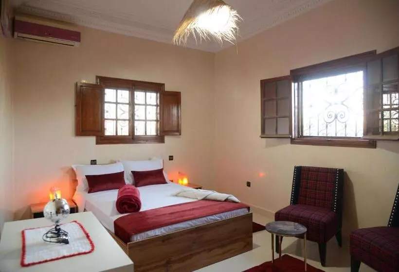 Hotelli Eco Farm Tayssir