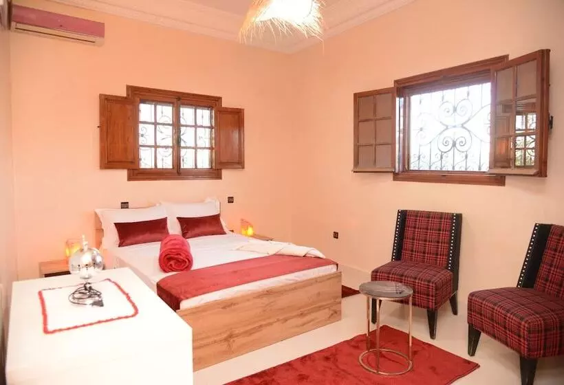 Hotelli Eco Farm Tayssir