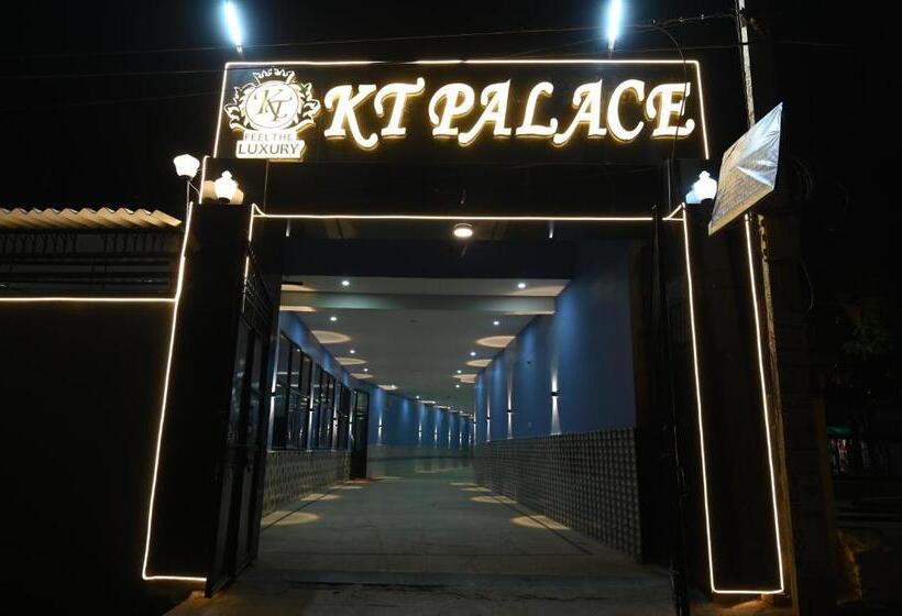 Hotelli K T Palace