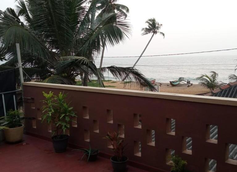 Hotel Sensalan Beach