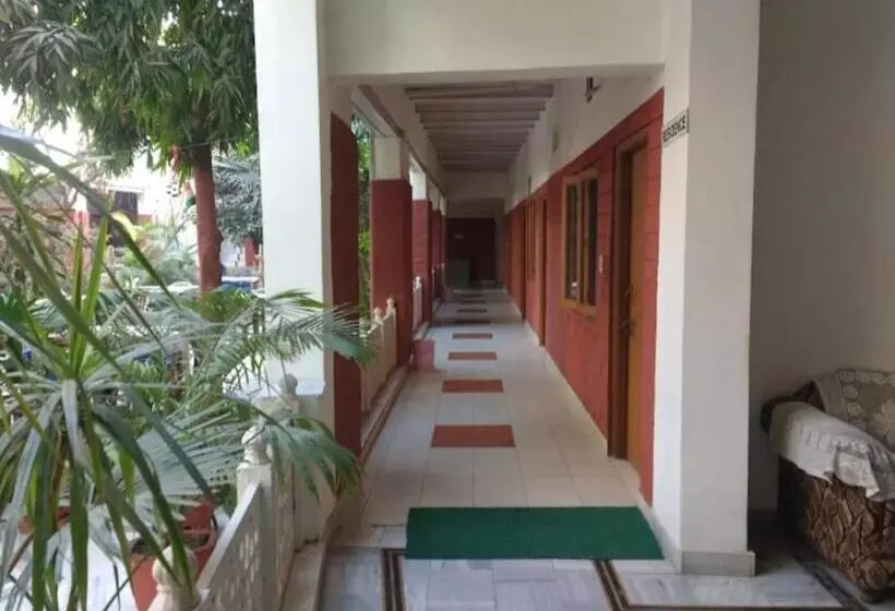 Hotelli Tourist Rest House Agra