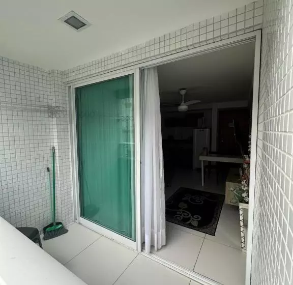 Israel Flat Beira Mar