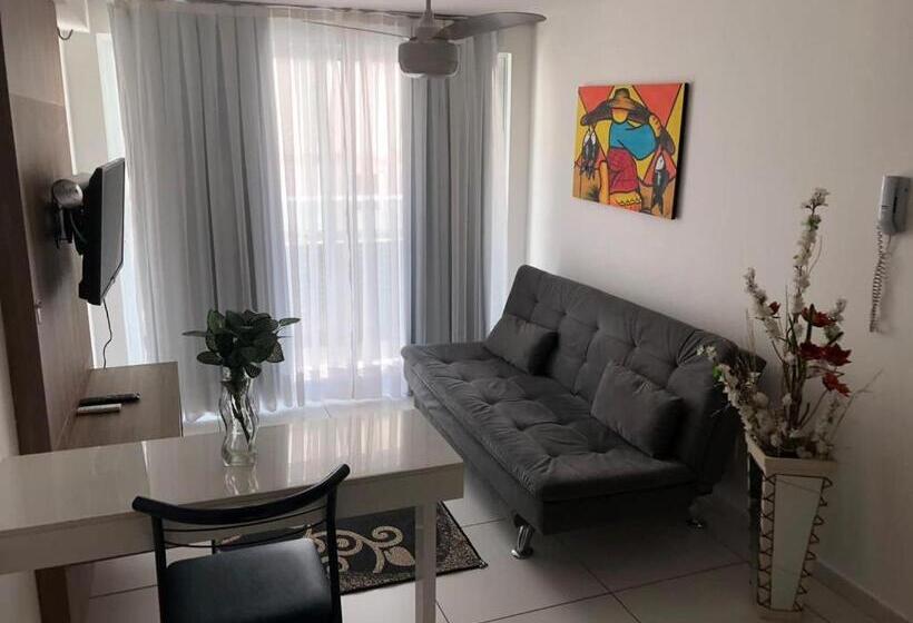 Israel Flat Beira Mar